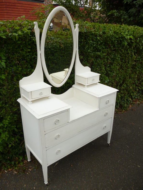 Dressing Table with Oval Mirror in Annie Sloan Original