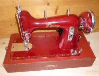 Viceroy sewing machine in red